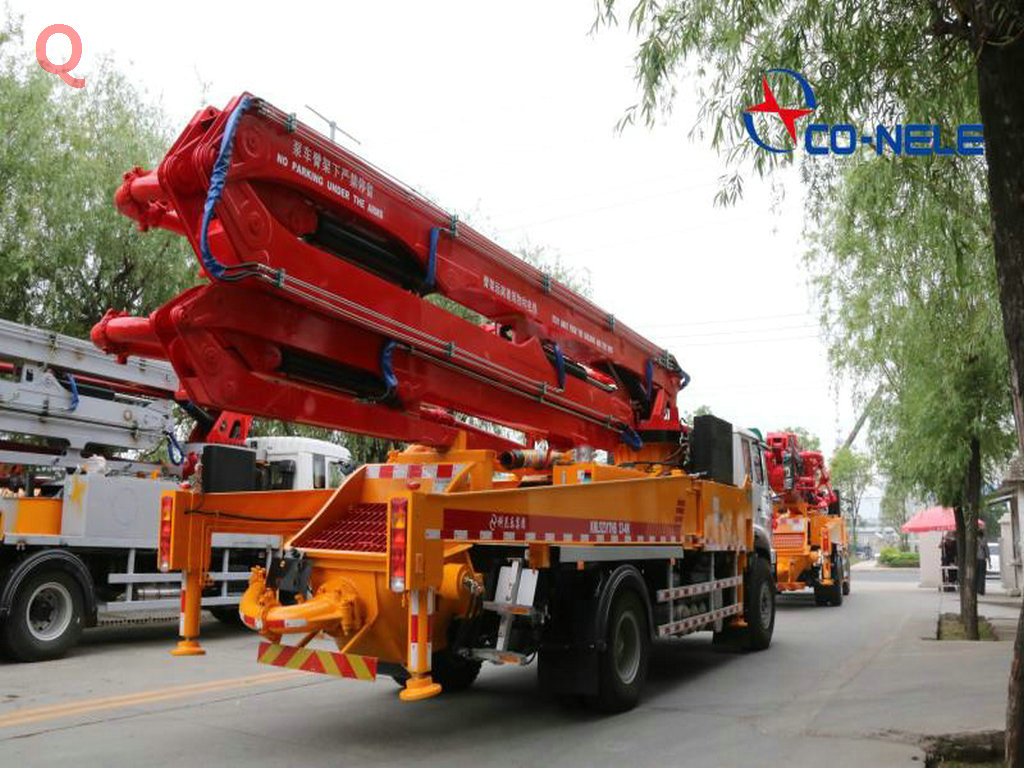 天泵，小型泵車(chē)，小型混凝土泵車(chē)，泵車(chē)
