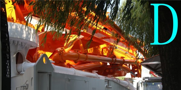 小型混凝土泵車冒黑煙？哪里出了問題？